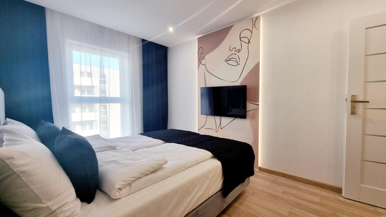 Apartahotel Nook Nook Bytkowska 103 *